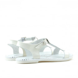 Sandali per bambini 534 vernice beige