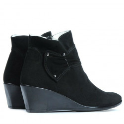 Stivaletti donna 242 nero velour