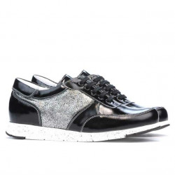 Scarpe sportive da donna 682 vernice nera combinata