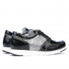 Scarpe sportive da donna 682 vernice nera combinata