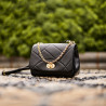 Borsa da donna a tracolla 005g nera lifestyle