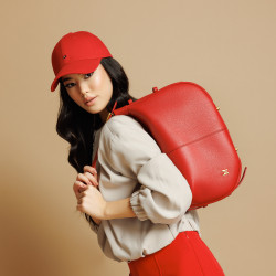 Borsa donna a mano 038g rosso caviale lifestyle