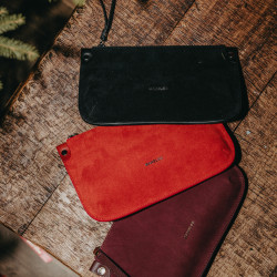 Borsa da donna a mano 211g suede red lifestyle