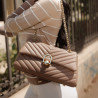Borsa donna a tracolla 052g cappuccino lifestyle