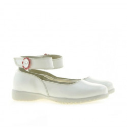 Scarpine per bambini piccoli 17c vernice beige